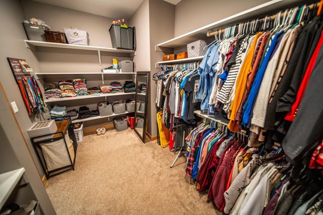 5892 Cambridge Hill Rd SE, Rochester, MN 55904