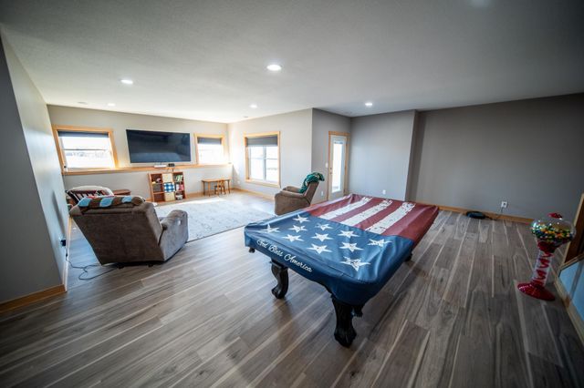 5892 Cambridge Hill Rd SE, Rochester, MN 55904