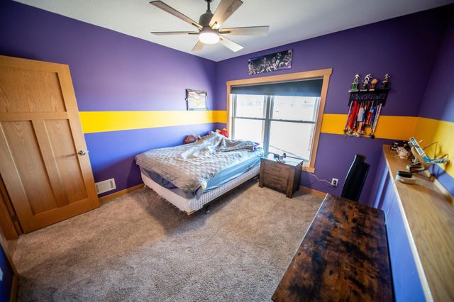 5892 Cambridge Hill Rd SE, Rochester, MN 55904