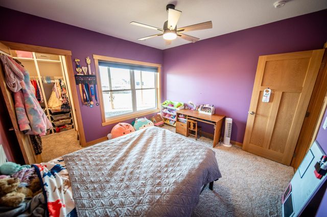 5892 Cambridge Hill Rd SE, Rochester, MN 55904