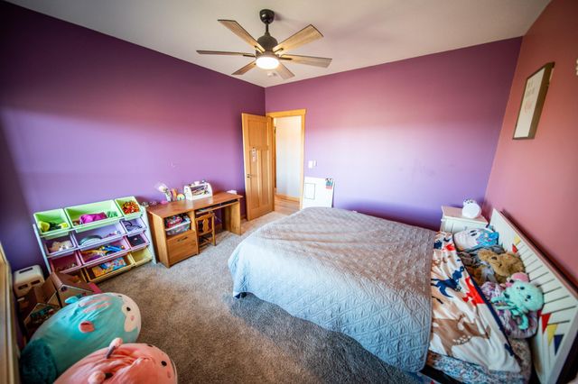 5892 Cambridge Hill Rd SE, Rochester, MN 55904