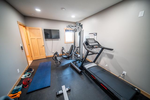 5892 Cambridge Hill Rd SE, Rochester, MN 55904