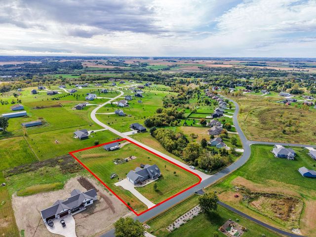 5892 Cambridge Hill Rd SE, Rochester, MN 55904