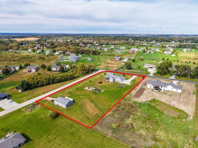 5892 Cambridge Hill Rd SE, Rochester, MN 55904