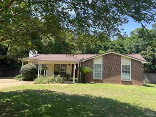 4312 W Avenida De Golf, Pace, FL 32571