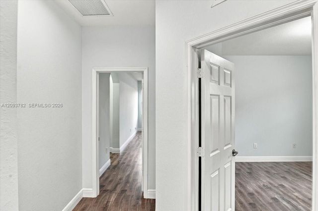 8770 NW 99th Path 0, Doral, FL 33178