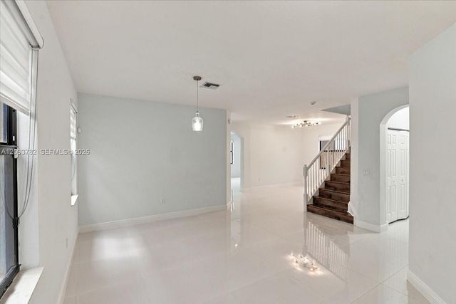 8770 NW 99th Path 0, Doral, FL 33178