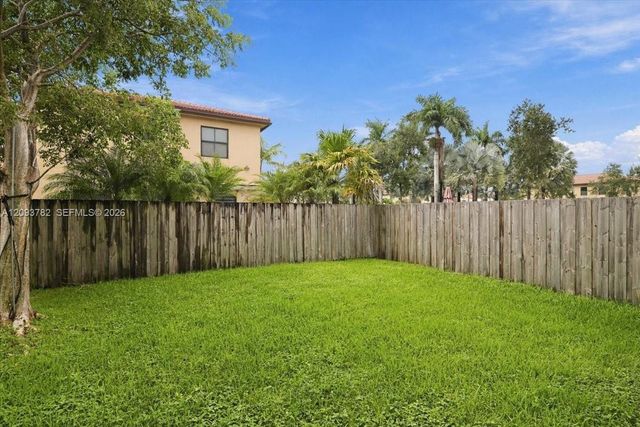 8770 NW 99th Path 0, Doral, FL 33178