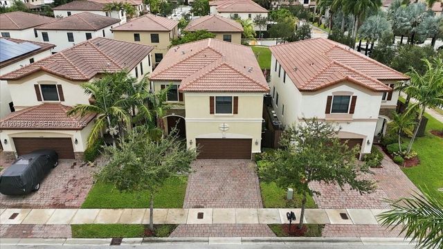 8770 NW 99th Path 0, Doral, FL 33178