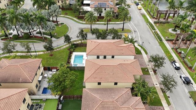 8770 NW 99th Path 0, Doral, FL 33178