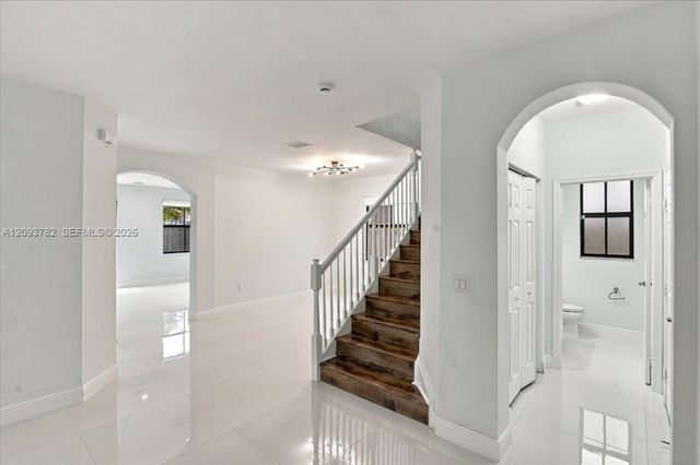 8770 NW 99th Path 0, Doral, FL 33178
