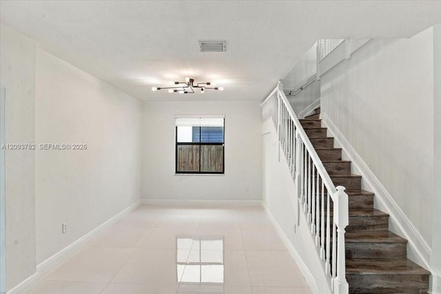 8770 NW 99th Path 0, Doral, FL 33178