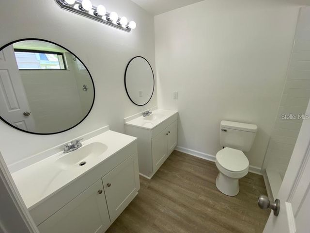 198 N LAKE COURT, Kissimmee, FL 34743