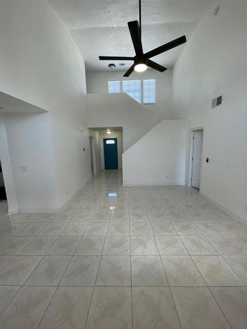 198 N LAKE COURT, Kissimmee, FL 34743