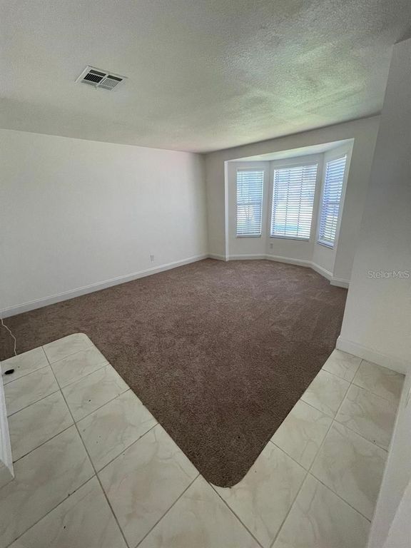 Image 8 of property listing at 198 N LAKE COURT, Kissimmee, FL 34743