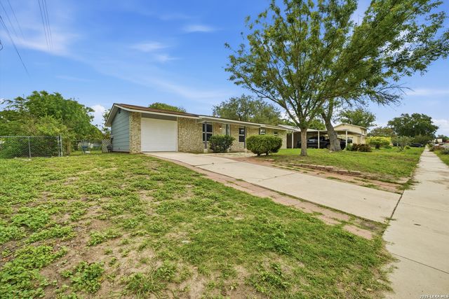 5103 GUINEVERE DR, San Antonio, TX 78218
