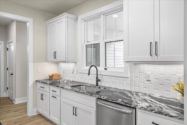 124 Maple Lawn Circle, Nicholasville, KY 40356