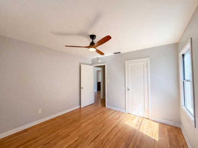 6015 12th Ave, Sacramento, CA 95820