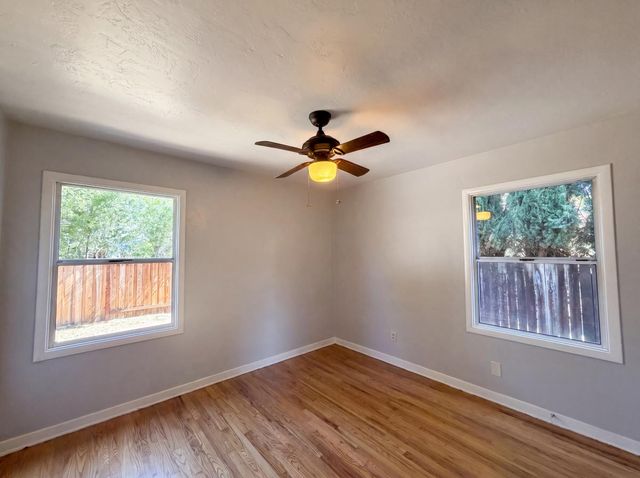 6015 12th Ave, Sacramento, CA 95820