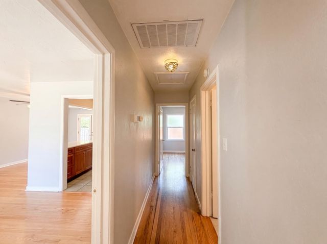 6015 12th Ave, Sacramento, CA 95820