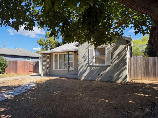 6015 12th Ave, Sacramento, CA 95820