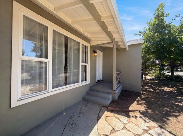 6015 12th Ave, Sacramento, CA 95820
