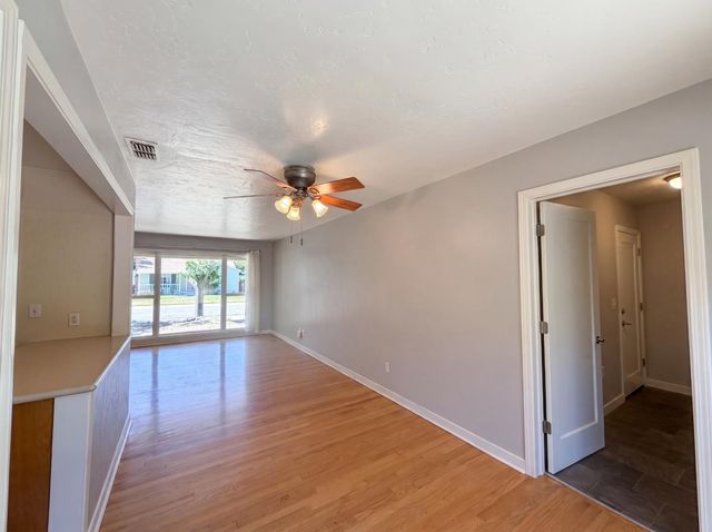 6015 12th Ave, Sacramento, CA 95820