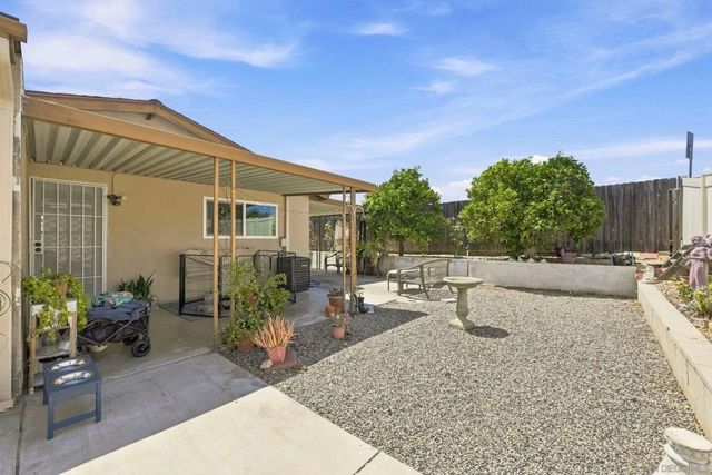 3719 Mira Pacific Dr, Oceanside, CA 92056