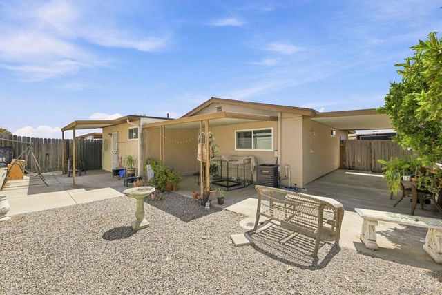 3719 Mira Pacific Dr, Oceanside, CA 92056