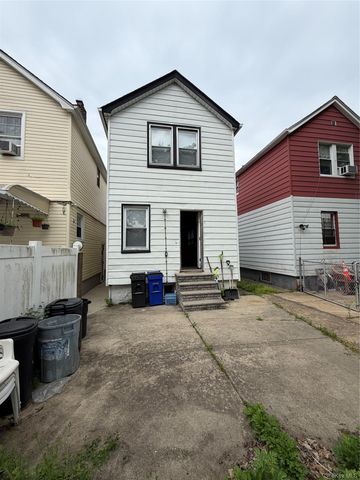11129 147th Street, Jamaica, NY 11435