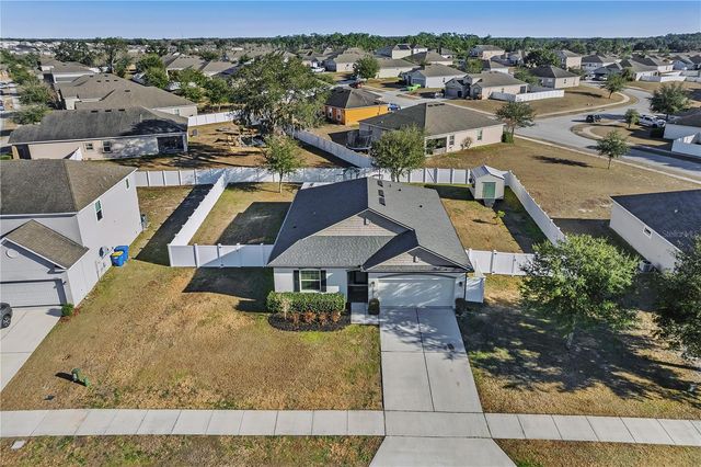 15404 TAURUS COURT, Mascotte, FL 34753