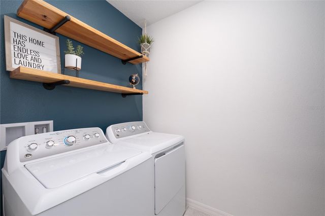 15404 TAURUS COURT, Mascotte, FL 34753