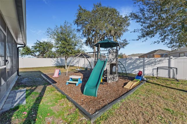 15404 TAURUS COURT, Mascotte, FL 34753