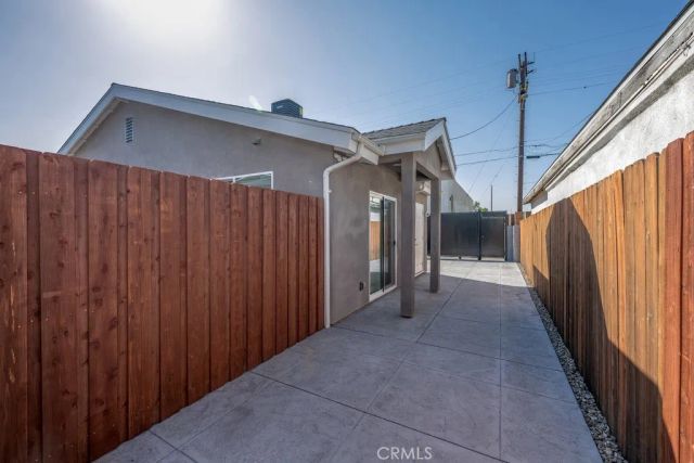 6237 Agnes Avenue, North Hollywood, CA 91606