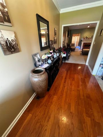 602 River Oaks Boulevard, Searcy, AR 72143