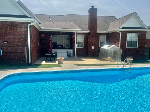 602 River Oaks Boulevard, Searcy, AR 72143