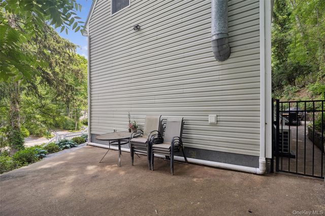 147 Waterside Avenue, Northport, NY 11768