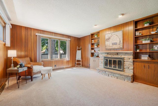 1519 W COMMERCIAL STREET, Appleton, WI 54914