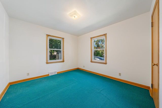1519 W COMMERCIAL STREET, Appleton, WI 54914