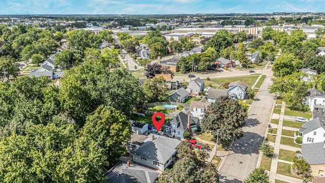 1519 W COMMERCIAL STREET, Appleton, WI 54914