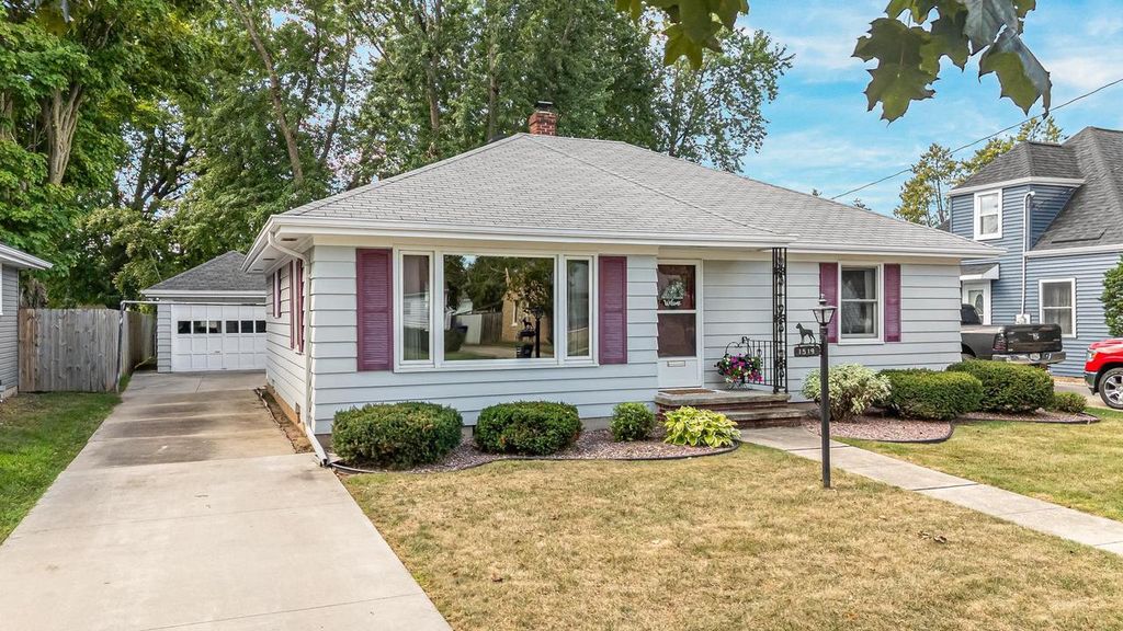1519 W COMMERCIAL STREET, Appleton, WI 54914