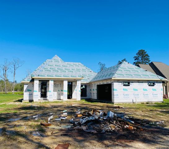 9069 Hillon Hood Rd, Denham Springs, LA 70726