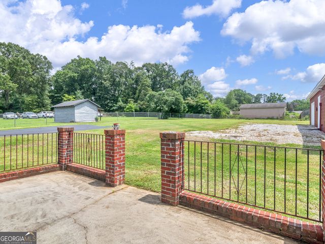236 Airport Road, Griffin, GA 30224
