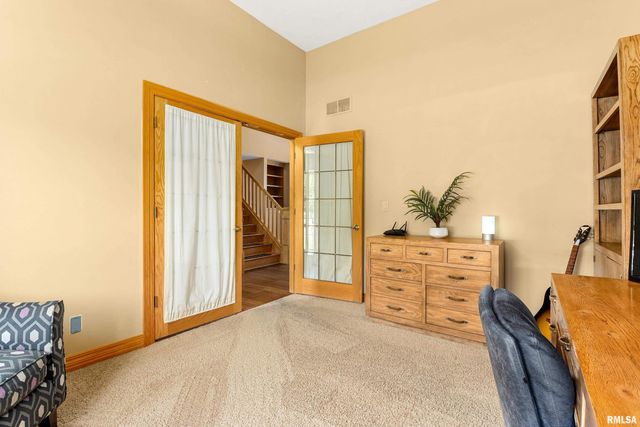 2035 EL CAMINO Drive, Pekin, IL 61554
