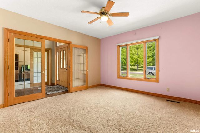 2035 EL CAMINO Drive, Pekin, IL 61554