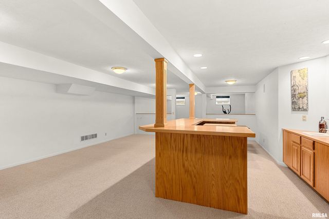 2035 EL CAMINO Drive, Pekin, IL 61554