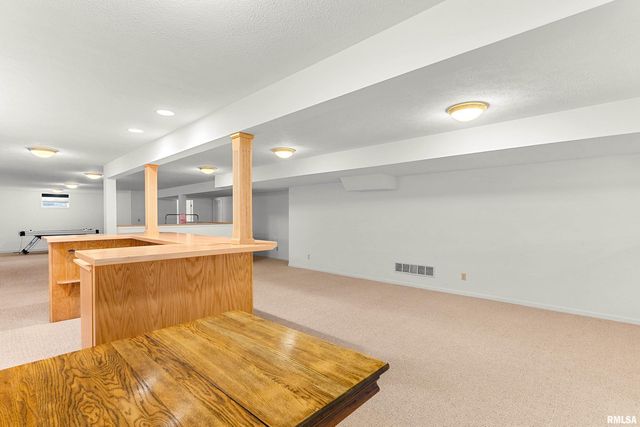 2035 EL CAMINO Drive, Pekin, IL 61554