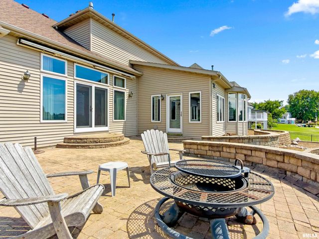 2035 EL CAMINO Drive, Pekin, IL 61554