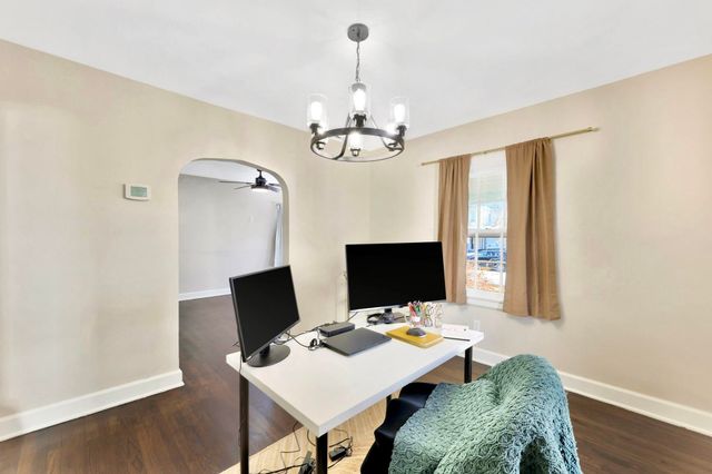 640 S Lorraine Ave, Wichita, KS 67211