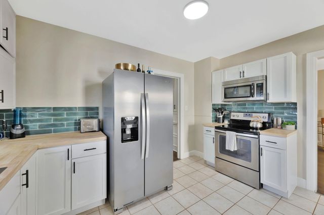 640 S Lorraine Ave, Wichita, KS 67211